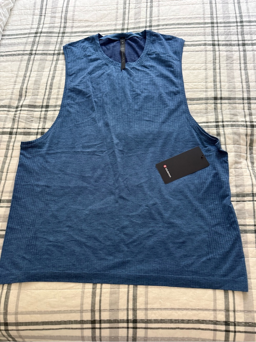 lululemon athletica Men's Sleeveless Training Tank - Blue